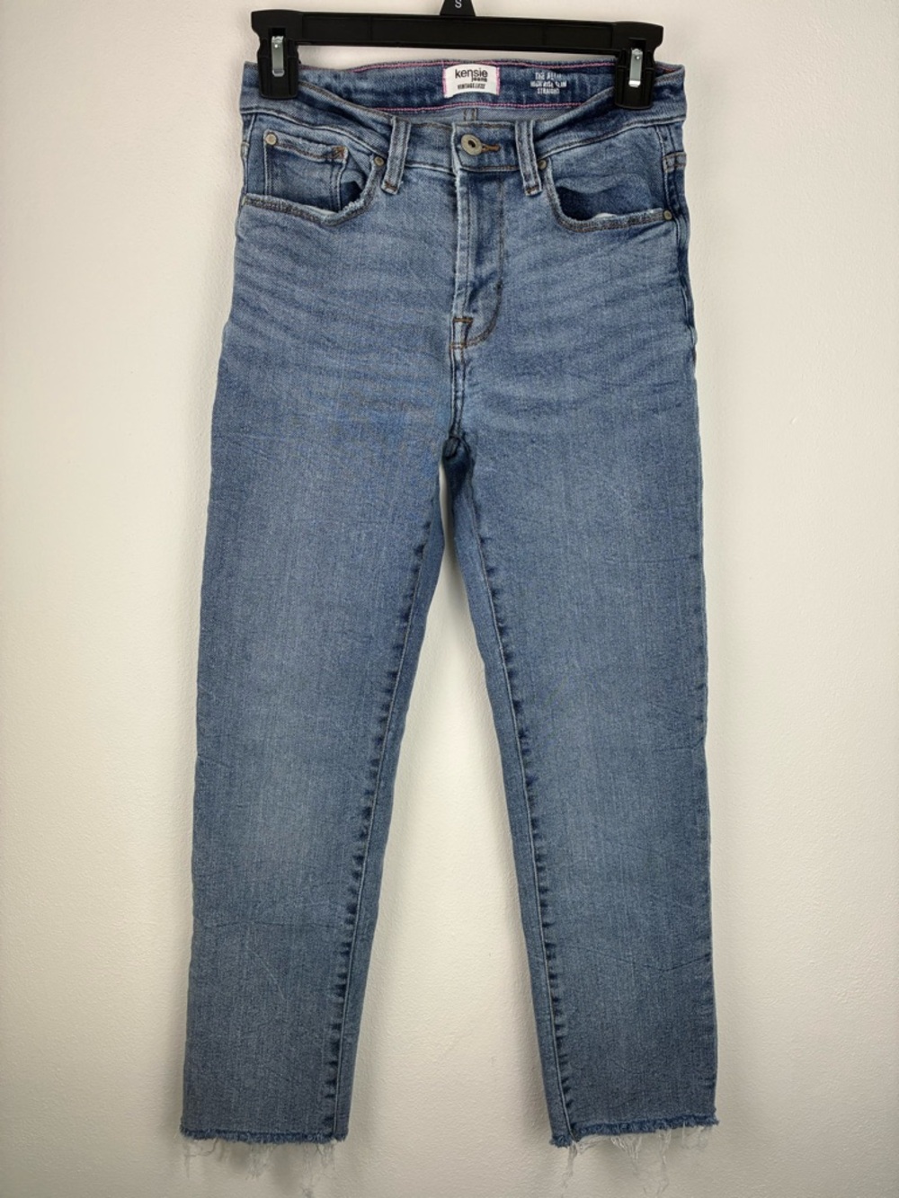 Kensie High Rise Slim Straight Jeans Raw Hem Light Wash Size 2/26‎